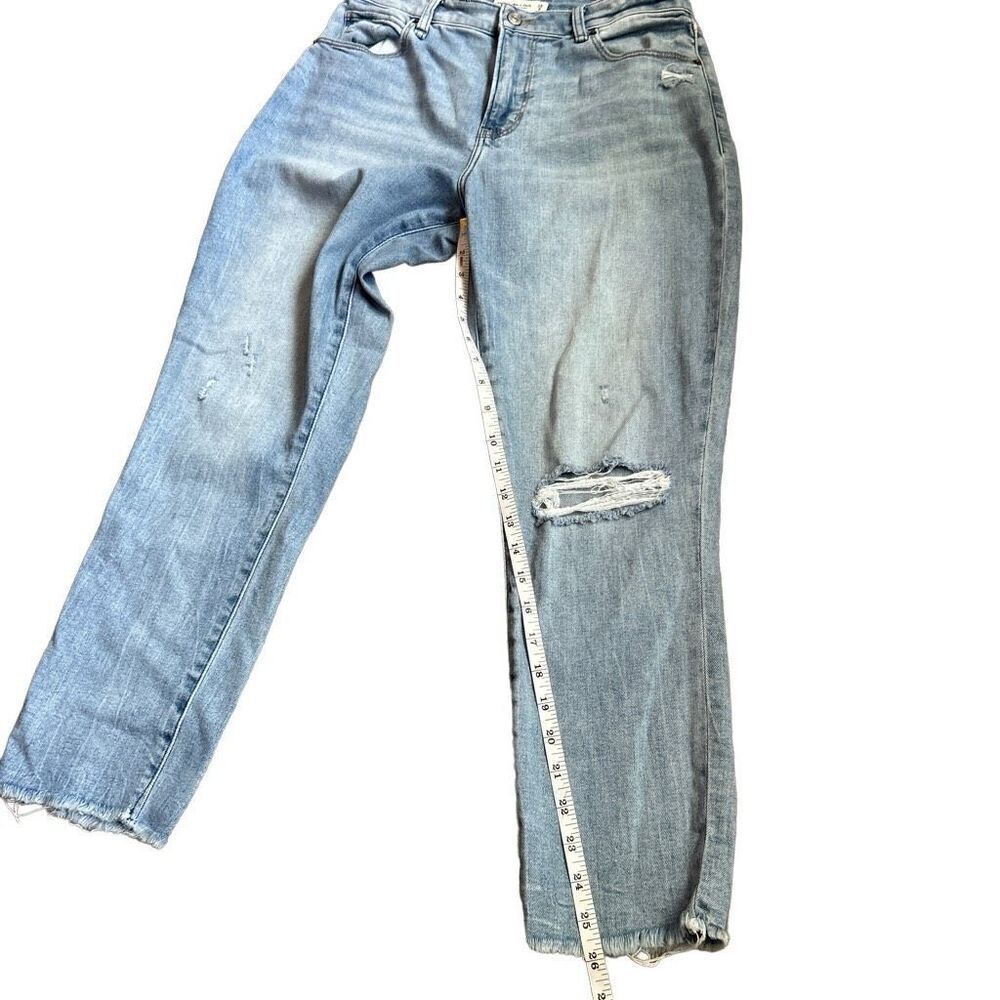 A&F Light Wash Distressed Women’s Jeans - Casual Straight Leg - Picture 5 of 5